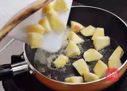 Cinnamon Apple Bread Pudding Recipe Illustration 4