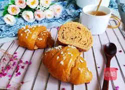 Illustration of how to make brown sugar and red date bread rolls 18