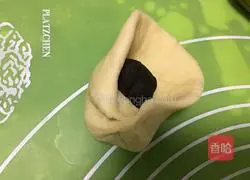 Illustration of how to make bean paste bread 11