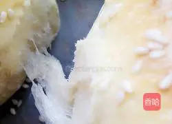 Illustration of how to make crispy bread rolls 15