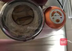 Illustration of how to make sugar-soaked cherry bread 3