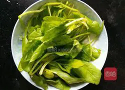 Illustrations of how to make simple Malatang at home 11