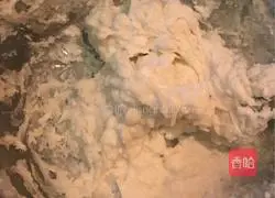 Illustration of how to make matcha mochi bread 4