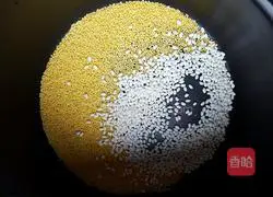 Illustration of how to make meat floss porridge 2