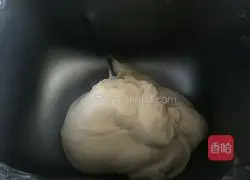 Illustration of how to make condensed milk buns 5