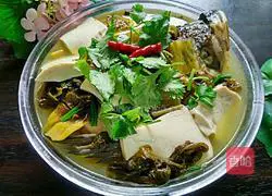 Illustration of how to make pickled cabbage, tofu and fish head soup 13