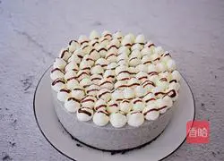 Black sesame mousse cake Practice illustration 19