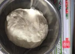 Illustration of how to make meat floss bread 2