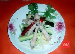 Secret Pickled Pepper Chicken Feet Illustration 13