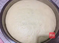 Illustration of how to make light butter buns 3