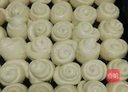 Honey Bun Recipe Illustration 9