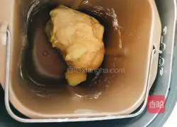 Illustration of making soft chives and meat floss bread 5