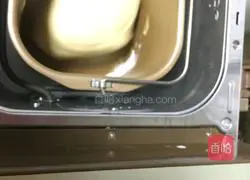 Illustration of how to make two-color purple potato and wolfberry hand-shredded toast bread 7