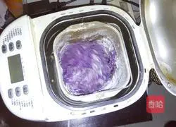 Purple Illustration of how to make potato bread 5
