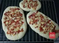 Illustration of how to make bacon, ham and cheese bread 10