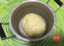 Illustration of how to make bean paste bread 6