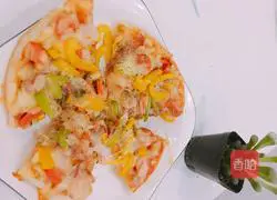 Illustration of how to make shrimp, bacon and ham pizza 6