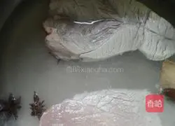 Illustration of how to make meat floss 3