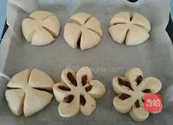 Illustration of making bean paste bread 11