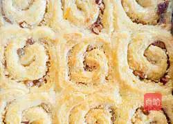 Small dried fruit Illustration of how to make bread 16