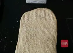 Illustration of how to make light cream hand-shredded coconut buns 9