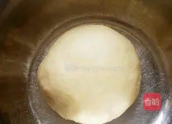 Illustration of how to make snowflake hand-torn bread 6