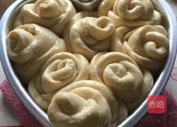 Heart-shaped rose bread recipe 8