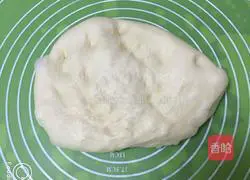 Illustration of how to make lychee toast bread 8
