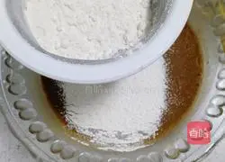 Red Date Chiffon Cake Recipe Illustration 4 