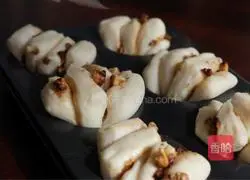 Brown Sugar Walnut Bread Recipe Illustration 19