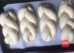 How to make braided bread Illustration 5