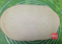 Illustration of how to make toast bread with coconut filling 11