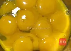 Illustration of how to make original cup chiffon cake (non-collapse method) 2