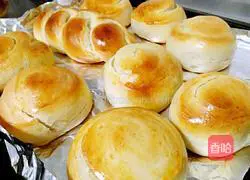 Illustration of how to make French buns 11