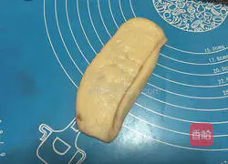 Illustration of how to make bean paste bread 16