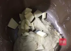 Illustration of how to make butter rolls 10