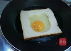 Illustration of how to make bread and omelette 5