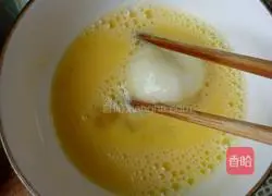 Illustration of how to make bread bran rice balls 4