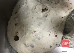 Illustration of making Duobao soft European bread 7