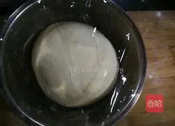 Illustration of how to make Danish crispy bread rolls 5