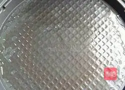 Illustration of how to make fried bread slices 3