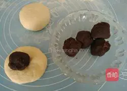 Illustration of how to make bean paste bread 8