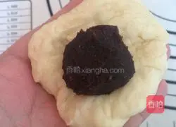 Illustration of how to make bean paste bread 2
