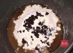 Illustration of how to make Michelle's cocoa bread 1