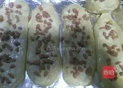 Illustration of how to make cheese and meat floss bread 7