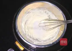 Illustration of how to make mousse cake 7