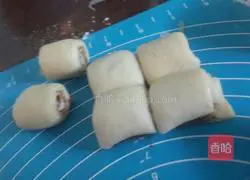 Illustration of making bean paste bread/raisin bread 19