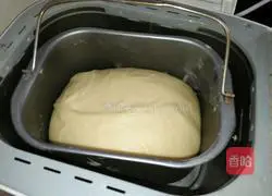 Illustration of making honey bean sweet bread 3