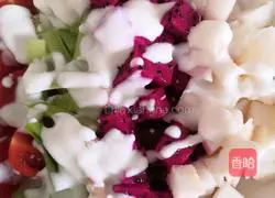 Illustration of how to make fruit salad 3