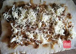 Illustration of how to make Danish crispy bread rolls 13